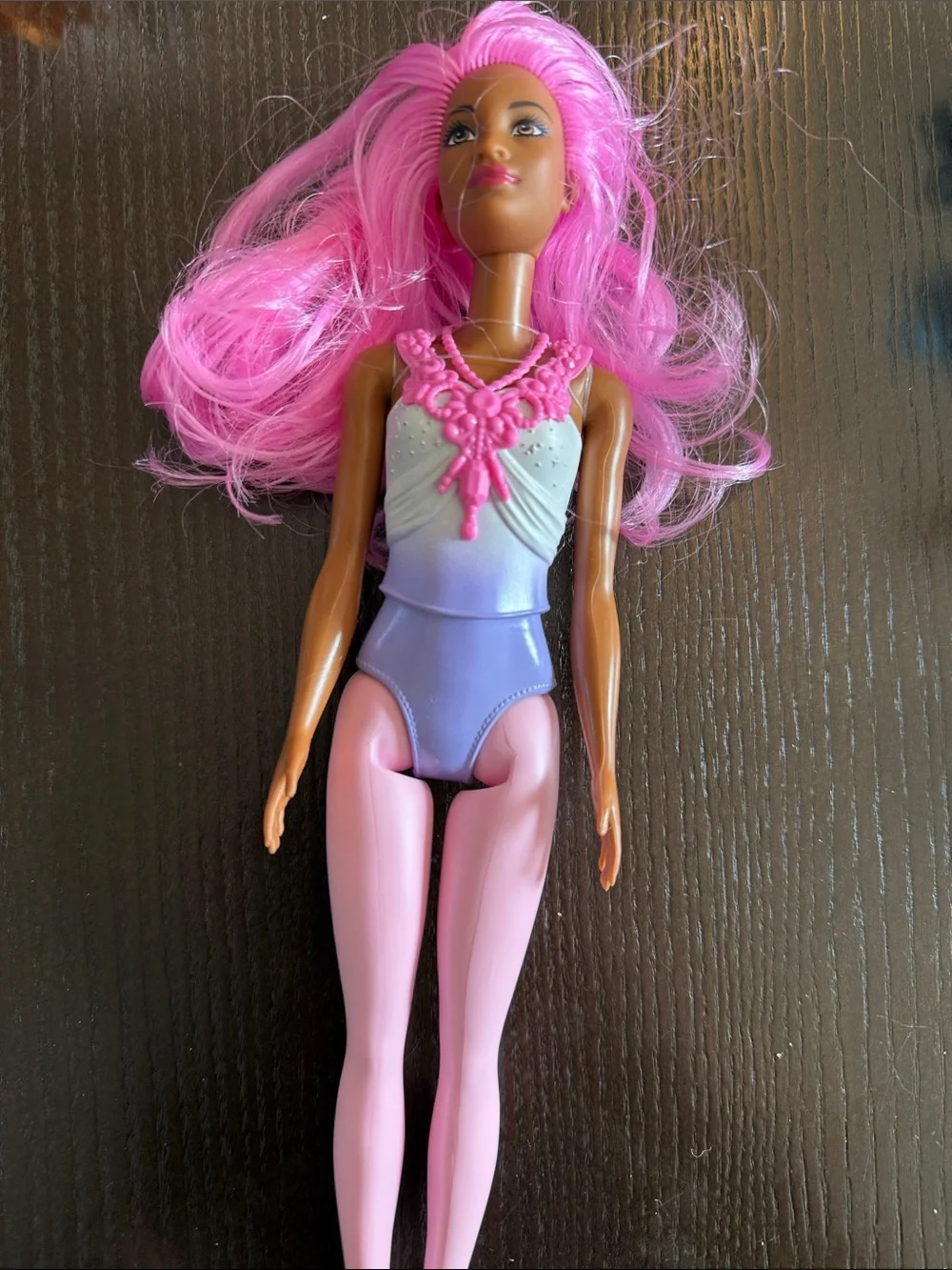 Barbie five dolls