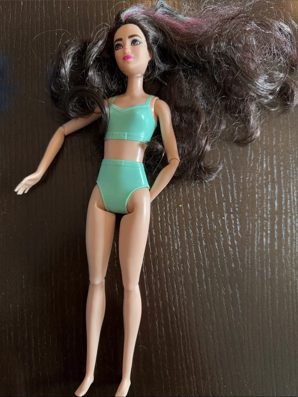 Barbie five dolls