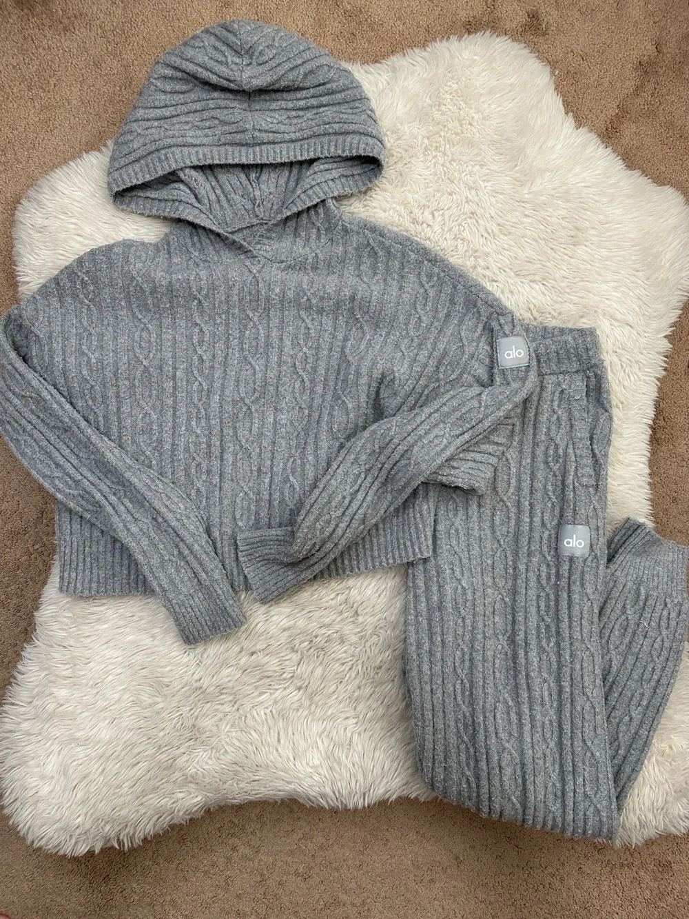 ALO Yoga Cable knit Winter Bliss hoodie & Bliss Pant Matching Set