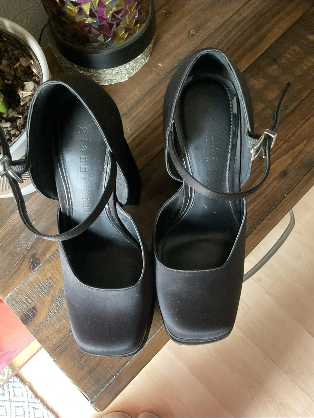 Giani Bini chunky platform