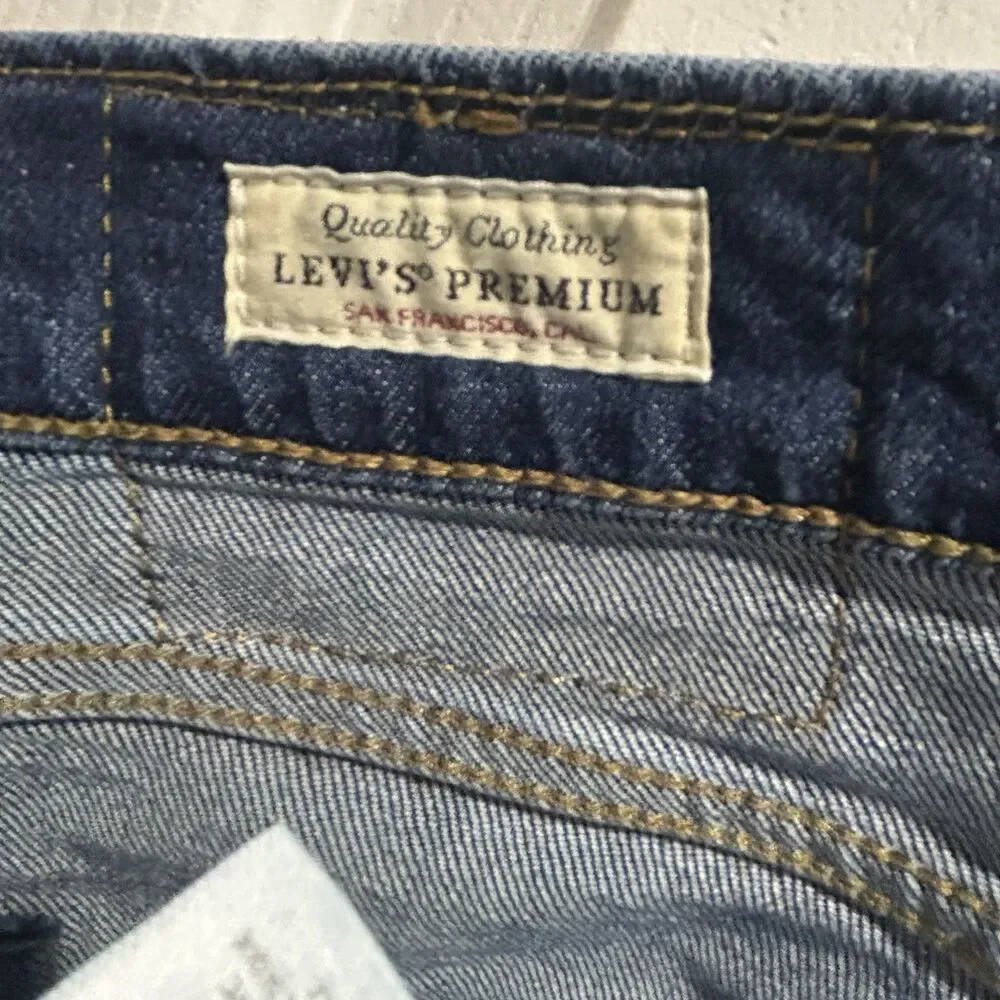 Levis size w32