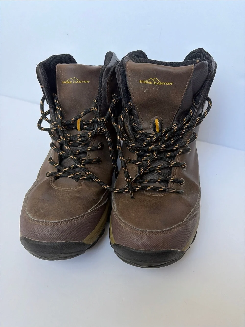 N/A boy’s hiking
