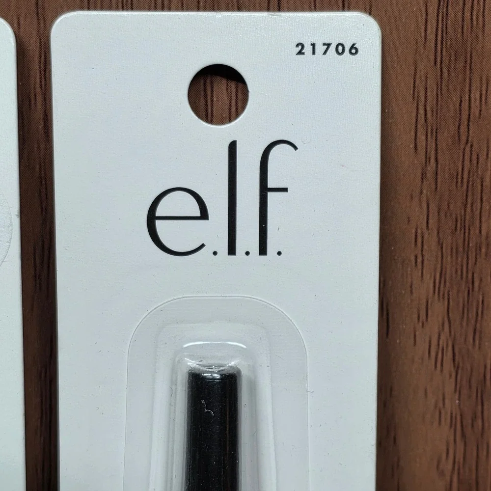 e.l.f. Cosmetics expert liquid