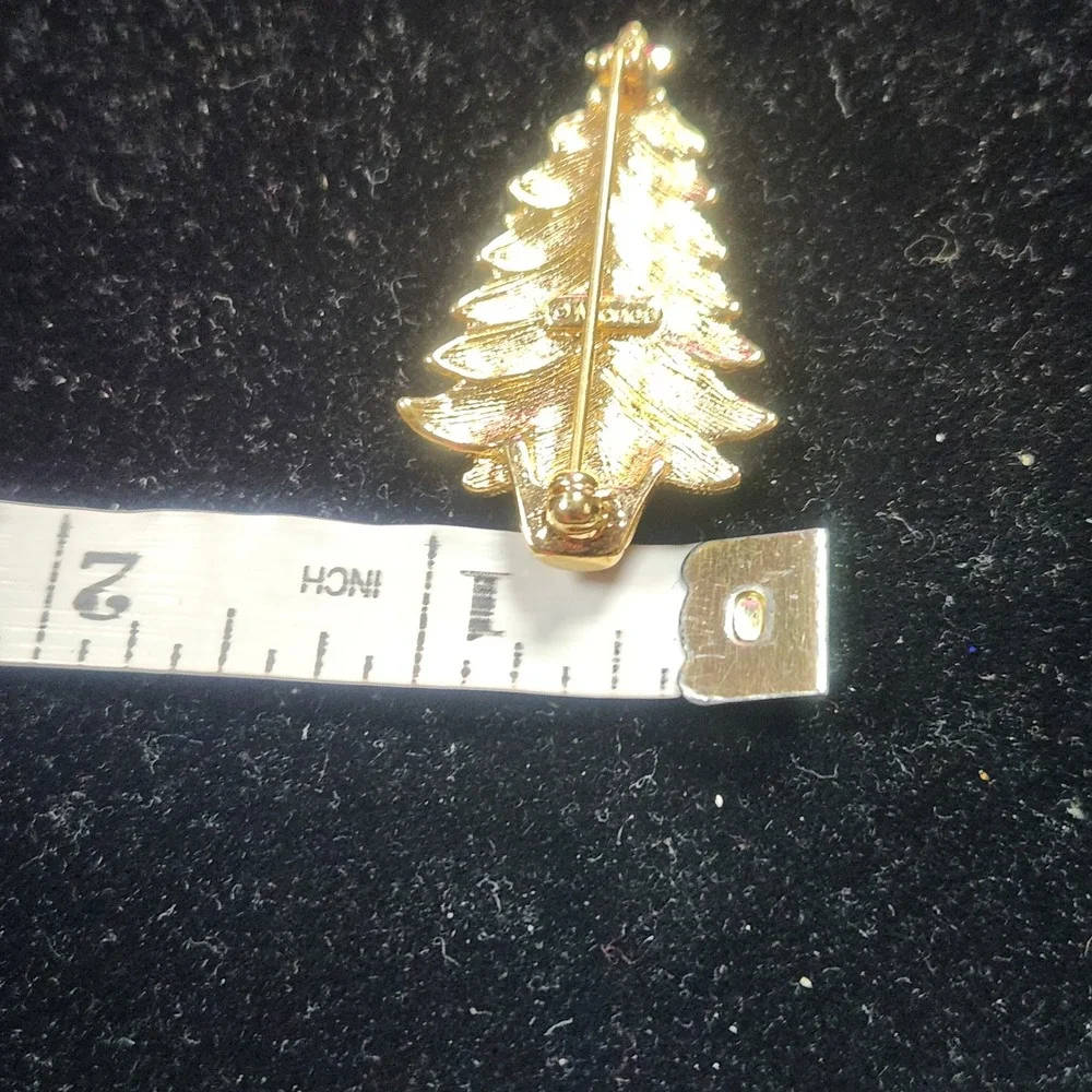 Vintage Monet Christmas Tree Brooch Gold Tone Multicolor Cabochon Holiday Pin