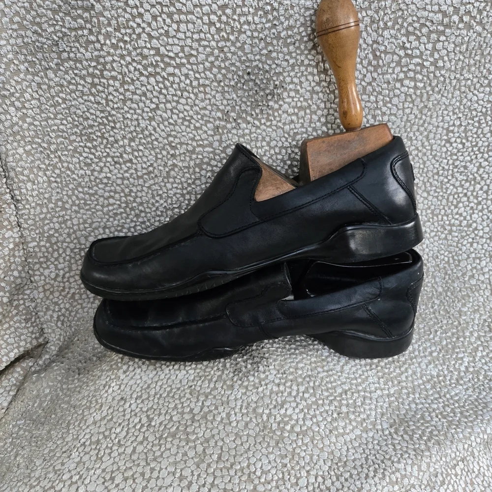 Reaction Kenneth Cole Black Leather Oxfords