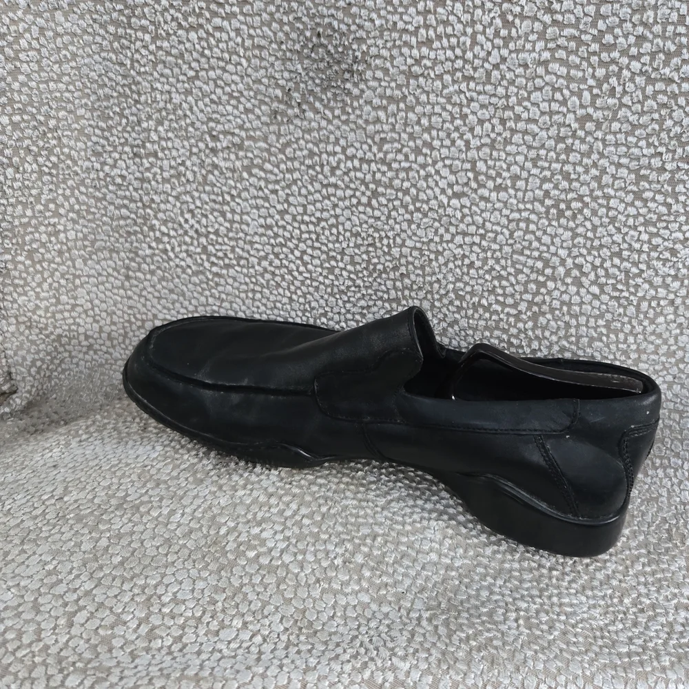 Reaction Kenneth Cole Black Leather Oxfords