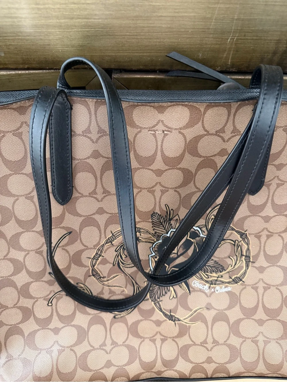 Coach signature coated