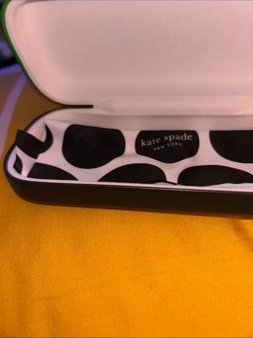 Kate Spade Eyeglass case with Cleaning cloth