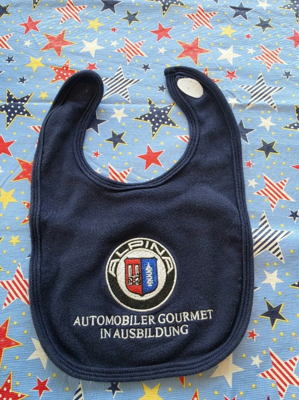 Aplina Baby Bib with Embroidered Patch