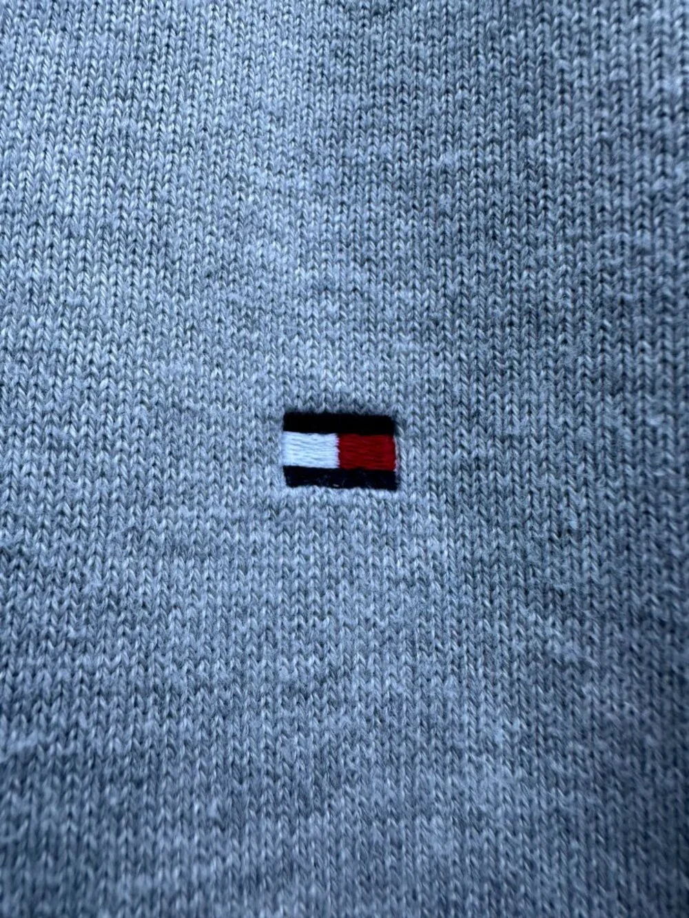 Tommy Hilfiger Men's Crewneck Sweater Gray Cotton Knit Flag Logo Size M