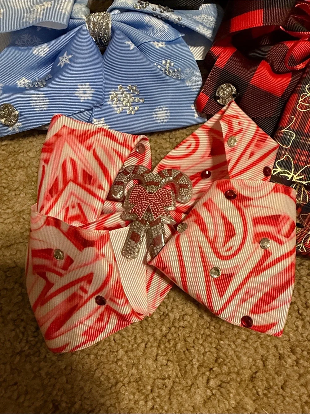 JoJo Siwa outfit holiday