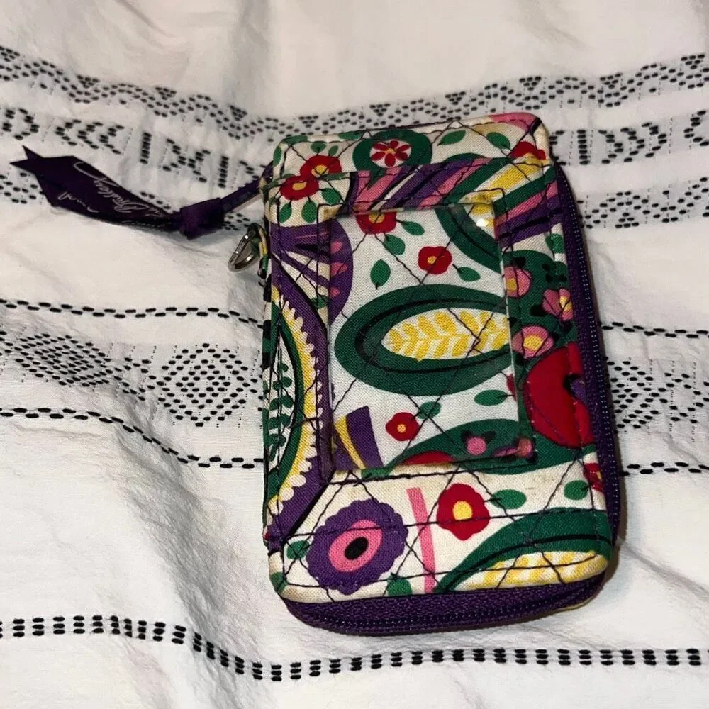 Vera Bradley Zip Around Wallet Wristlet – Floral Quilted Print