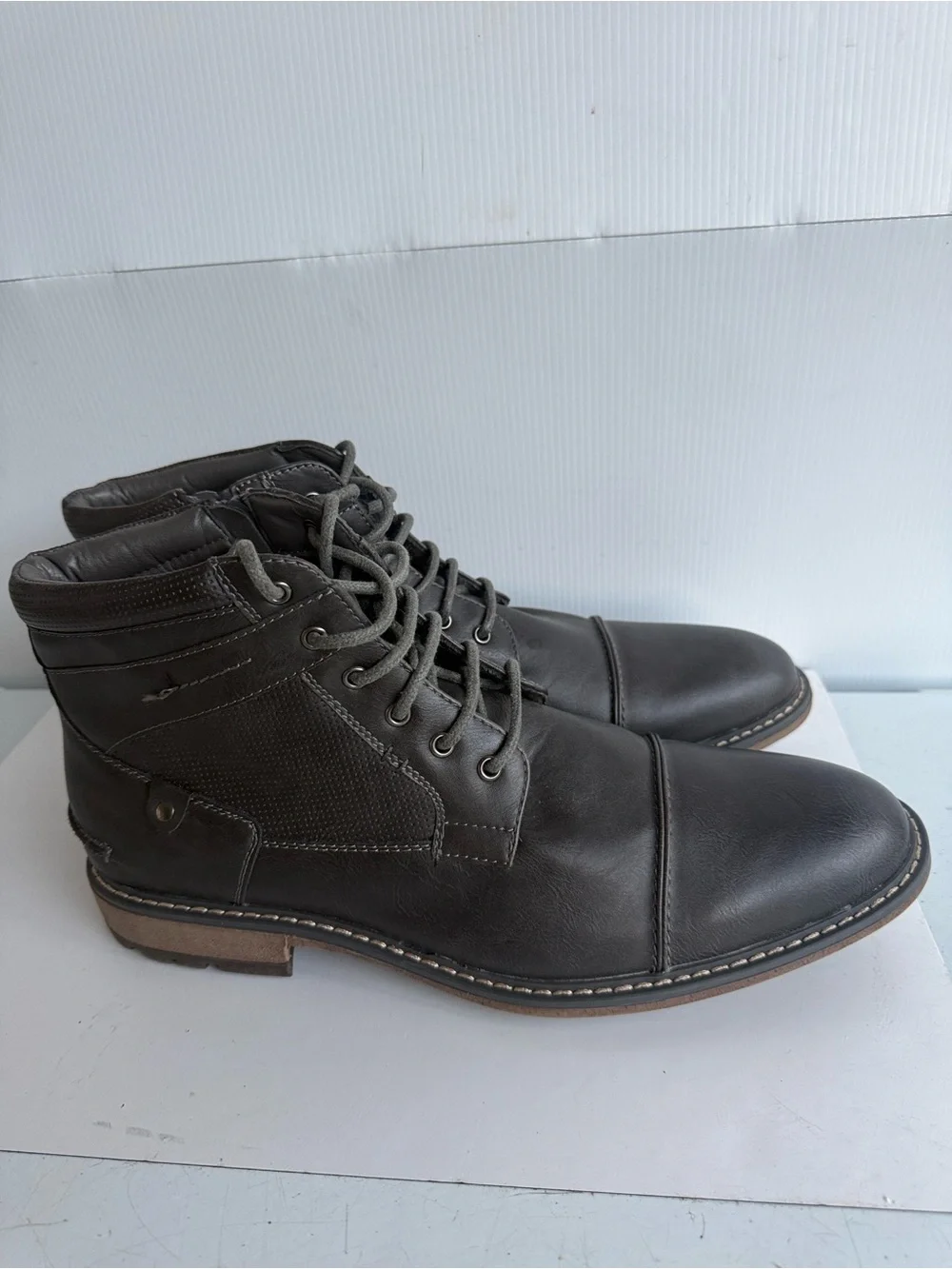 Steve Madden new without