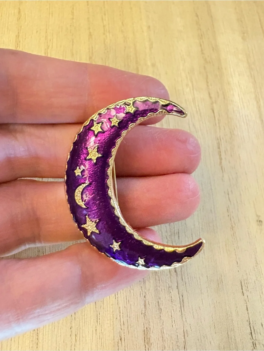 N/A metal crescent