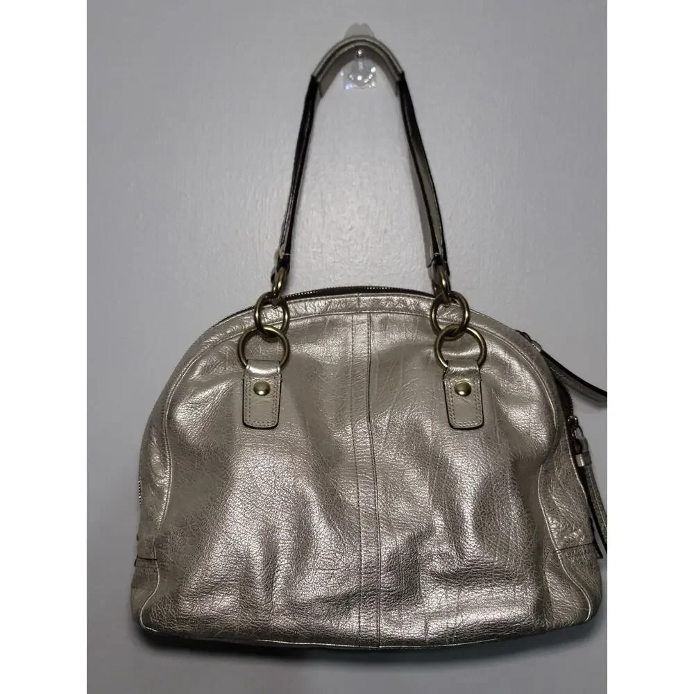 Coach preloved but