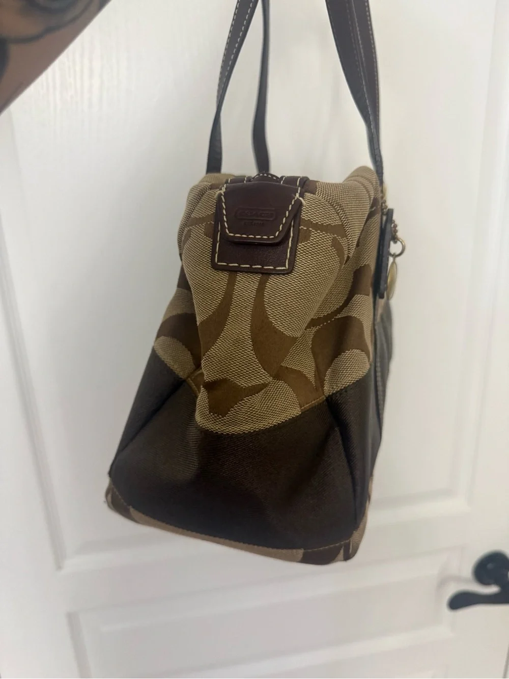 Coach part canvas