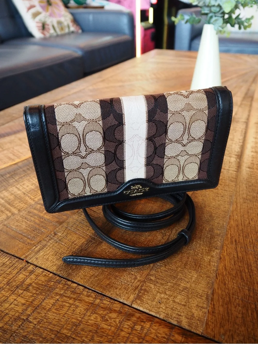 Coach crossbody wallet