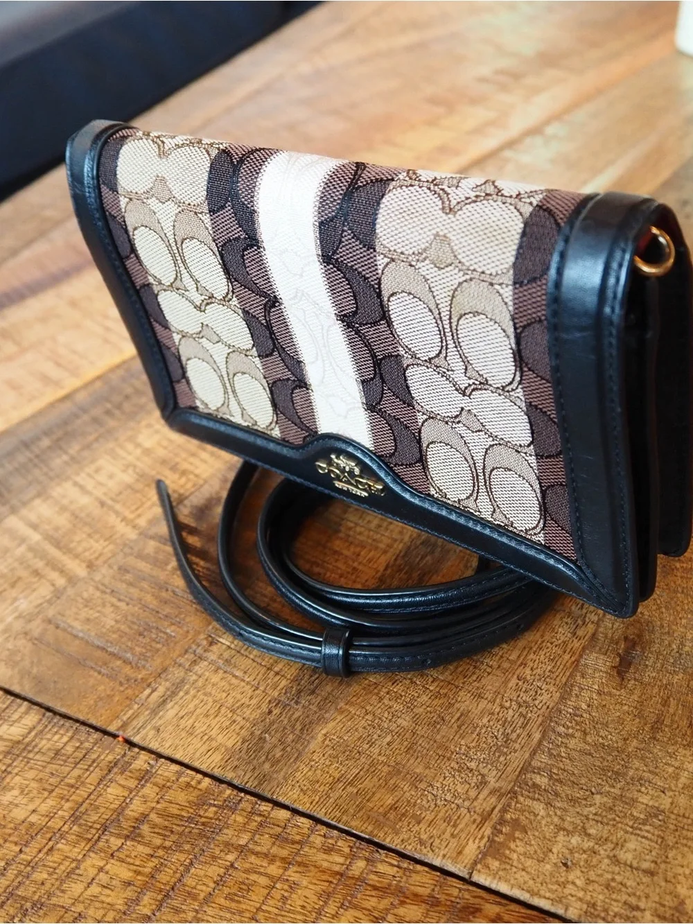 Coach crossbody wallet