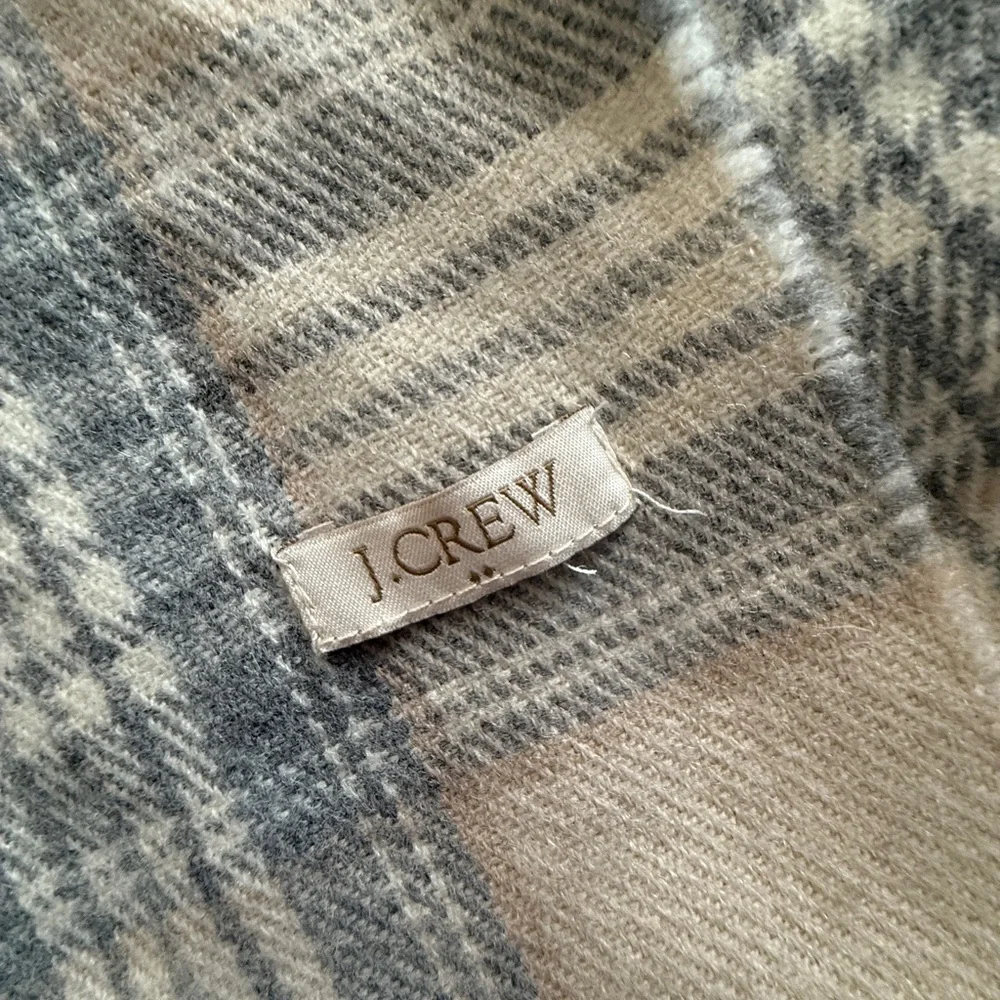 J. Crew elegant scarf