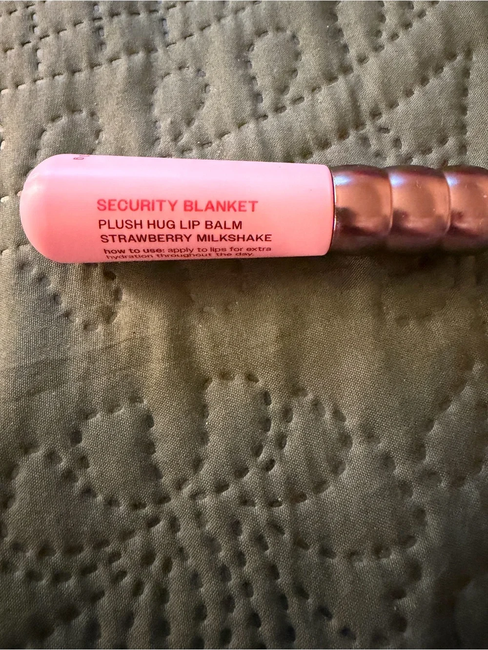 N/A pink lipstick