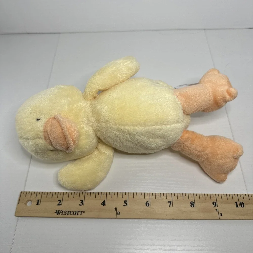 Carters carter yellow