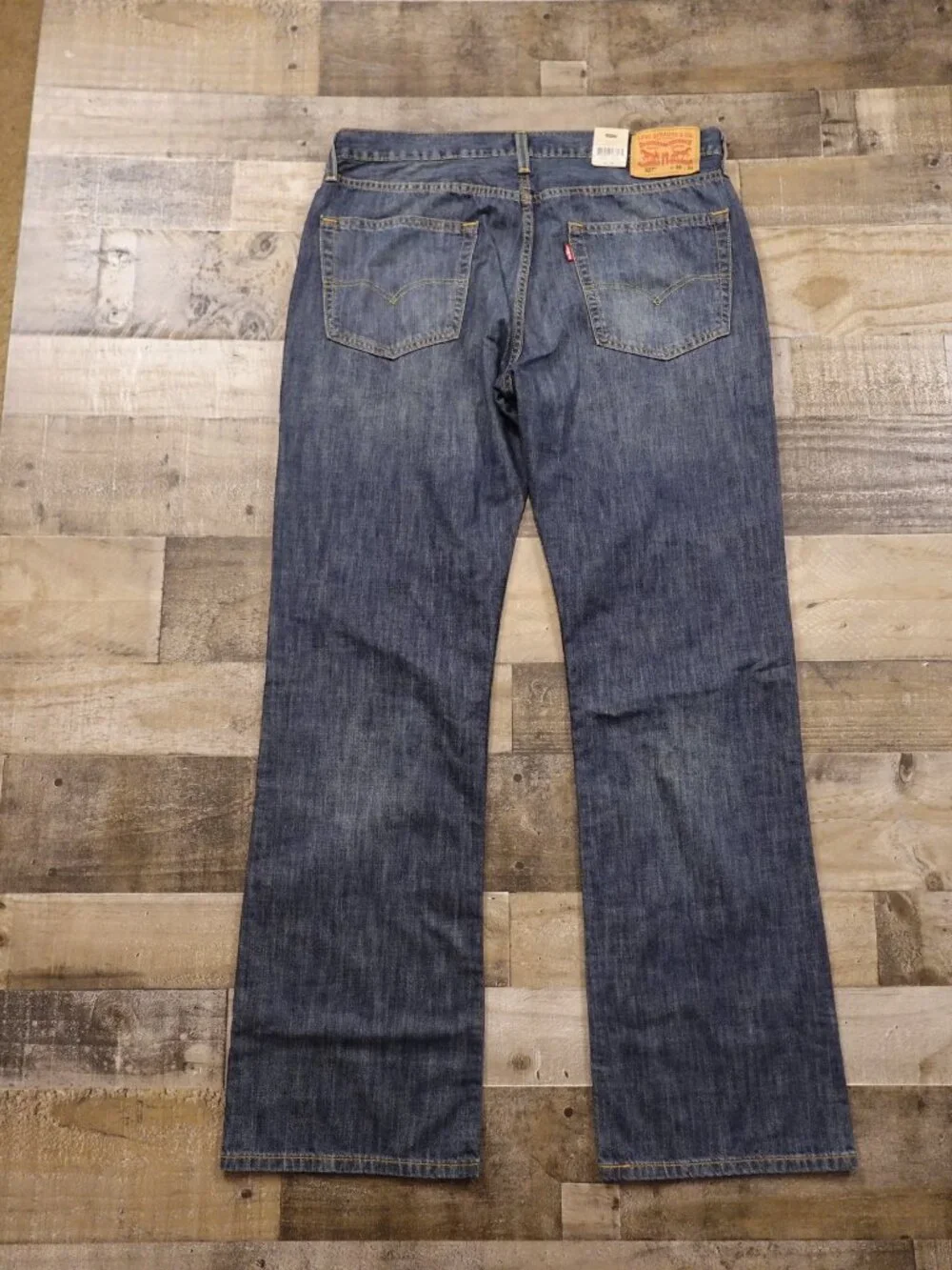 Levis levi 527
