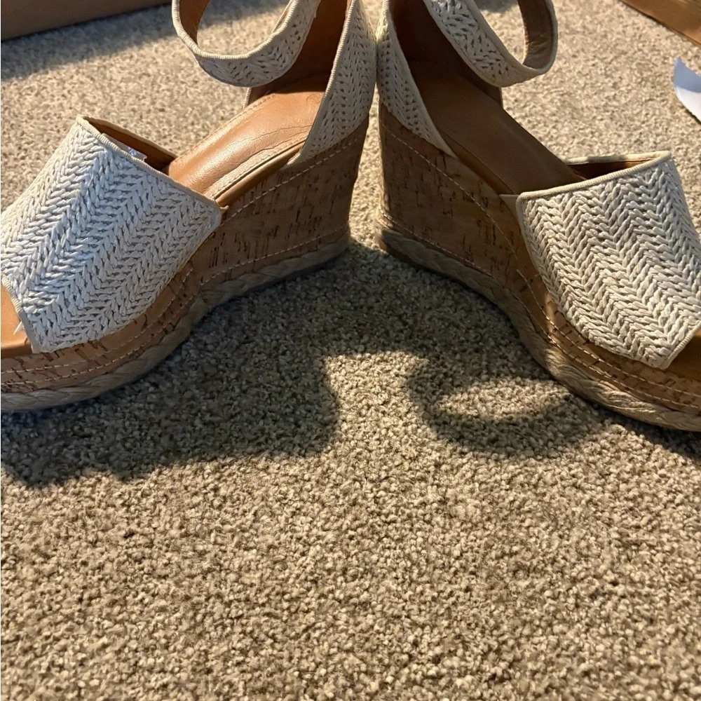 Open toe woven cork Wedge Sandals 8.5