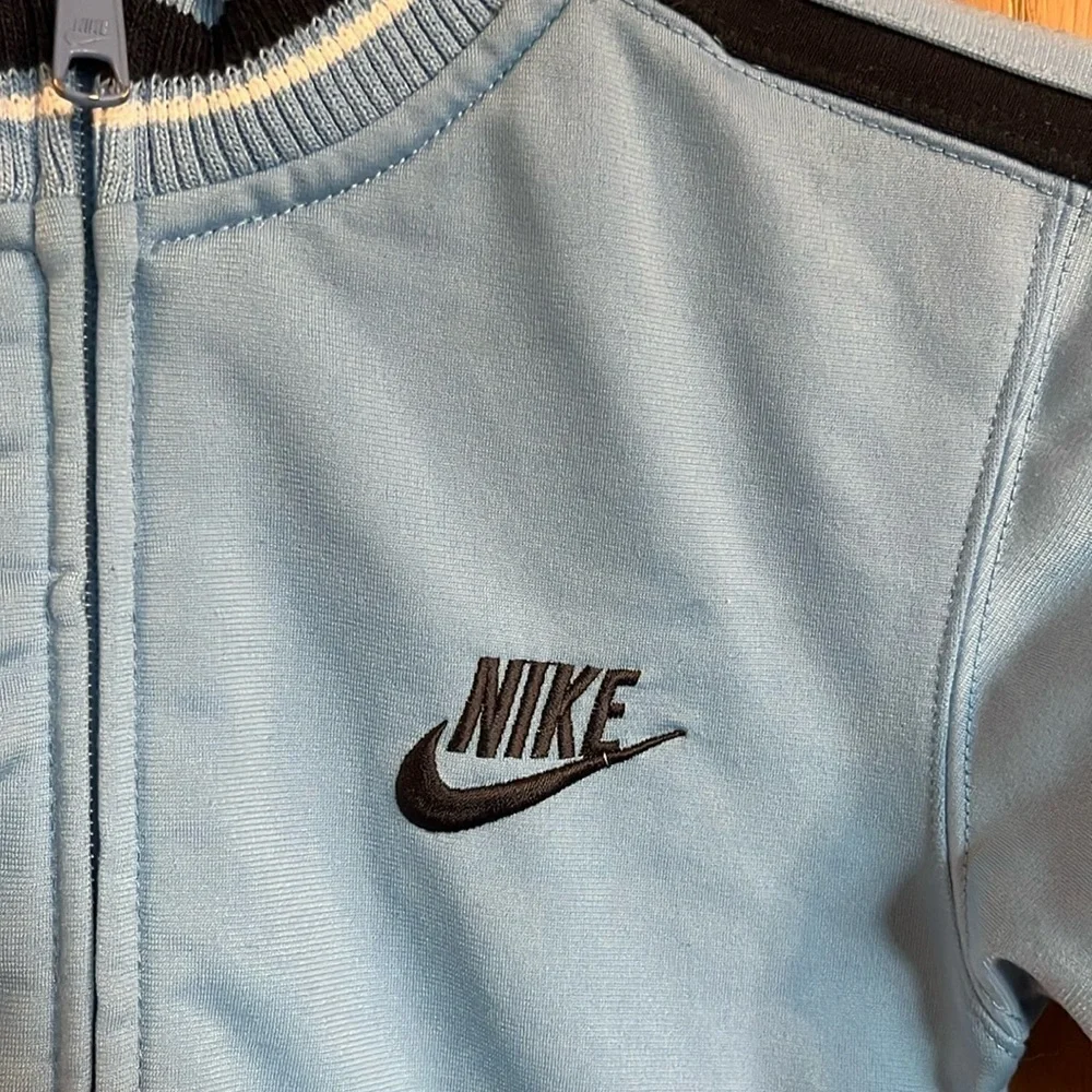 Nike full zippered