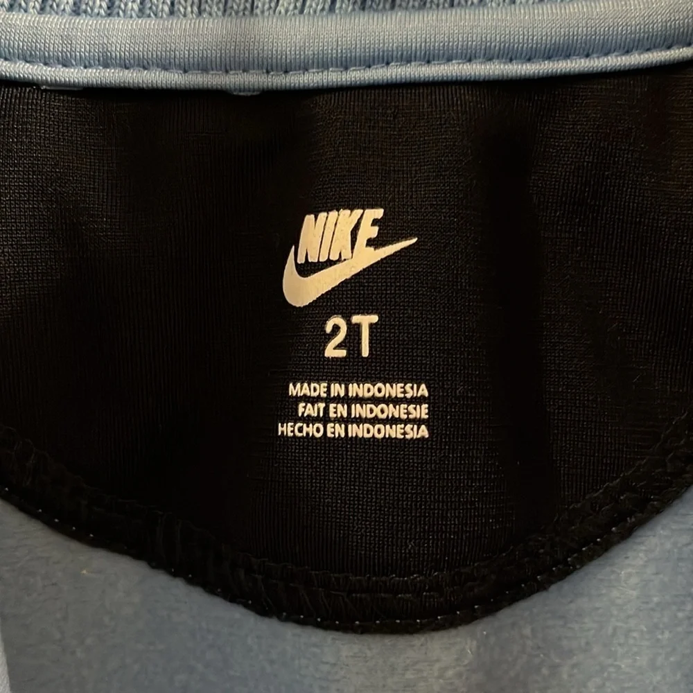 Nike full zippered