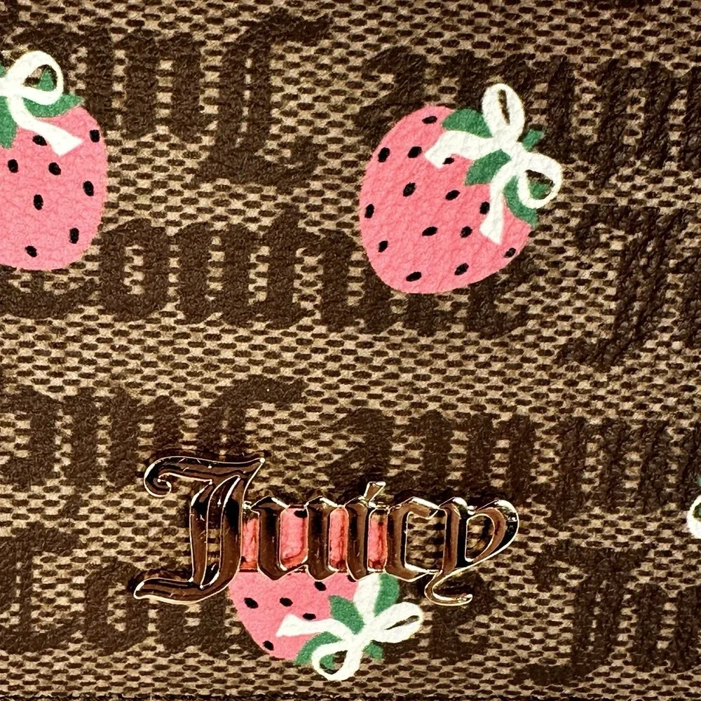 Juicy Couture Strawberry Monogram Card Holder Wallet Keychain Heart Clip