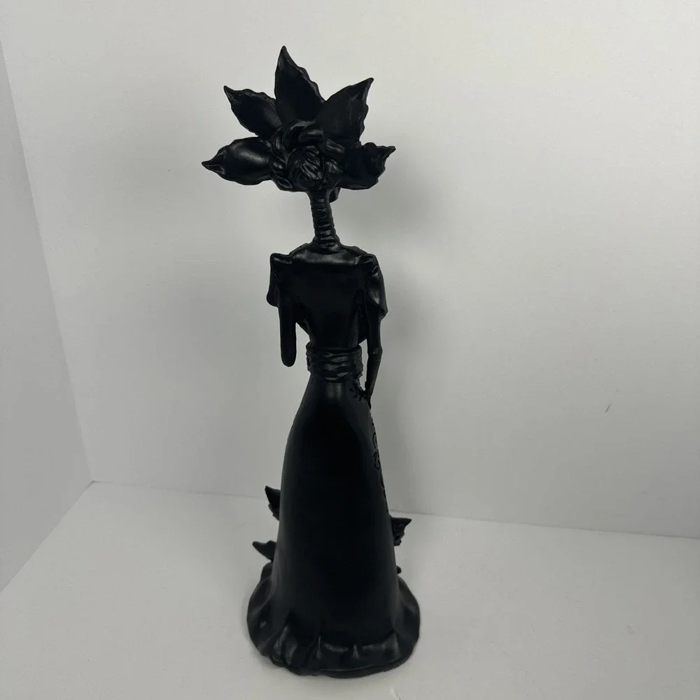 Decor of the Dead bring elegant