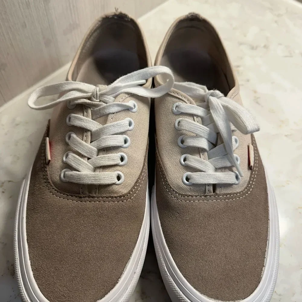 Vans men’s two