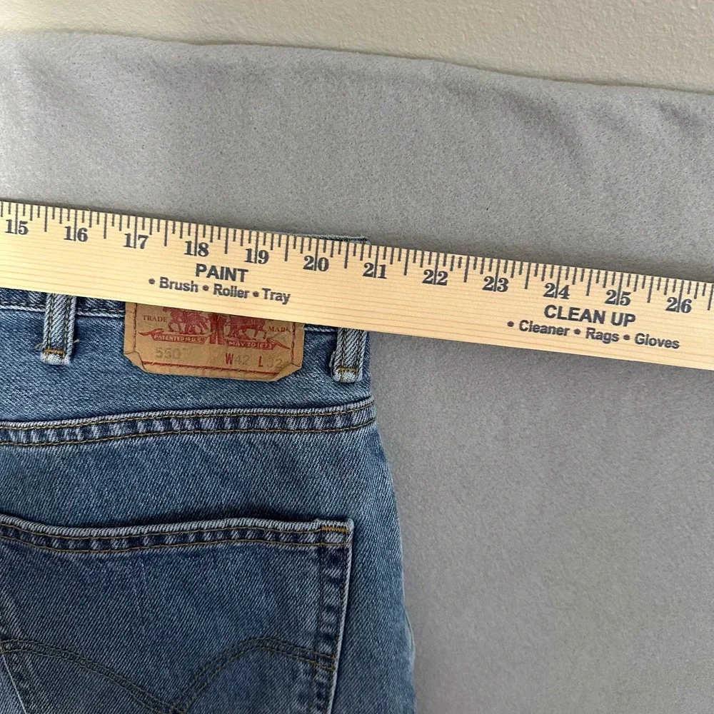 Levis 550 Relaxed Fit Mens‎ Jeans 42x32 Medium Wash Blue Denim 100% Cotton