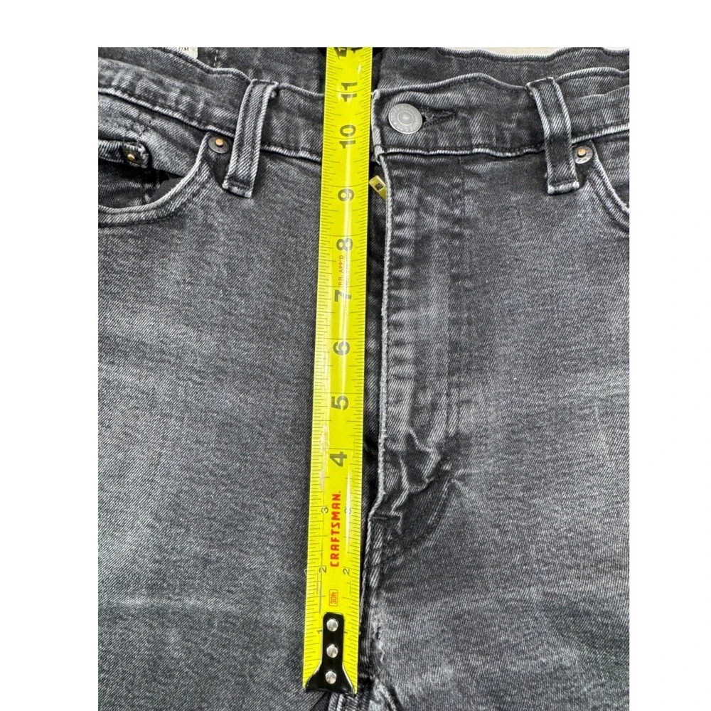 Levi's aesthetic hardware seat
