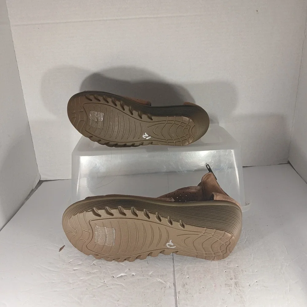 Skechers wedge sandals