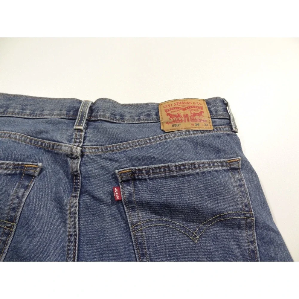 Levis levi 550
