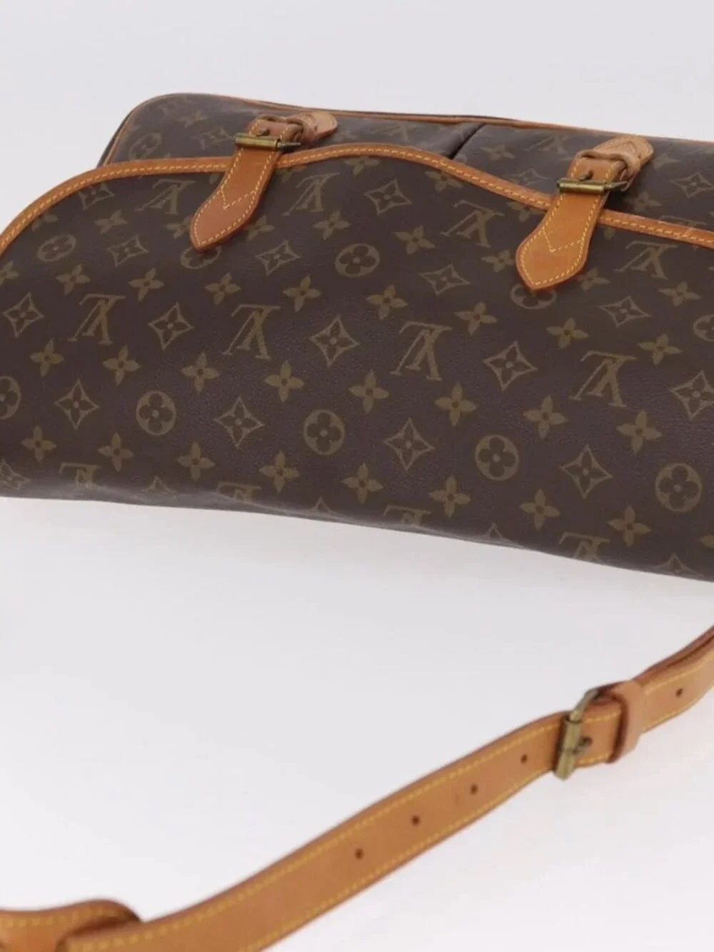 Louis Vuitton brand	louis vuitton