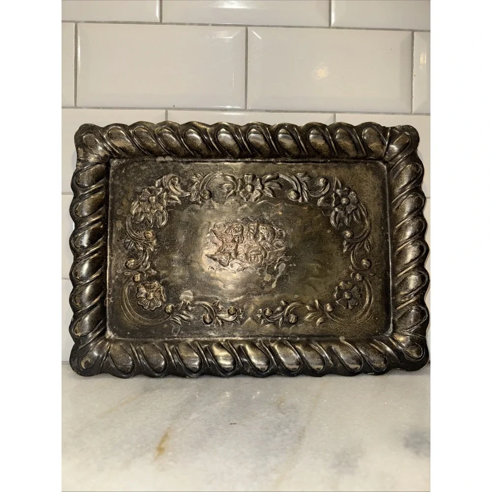 ANTIQUE SILVER PLATED - REYNOLDS ANGELS - EMBOSSED CARD‎ TRAY  1901, 11¾