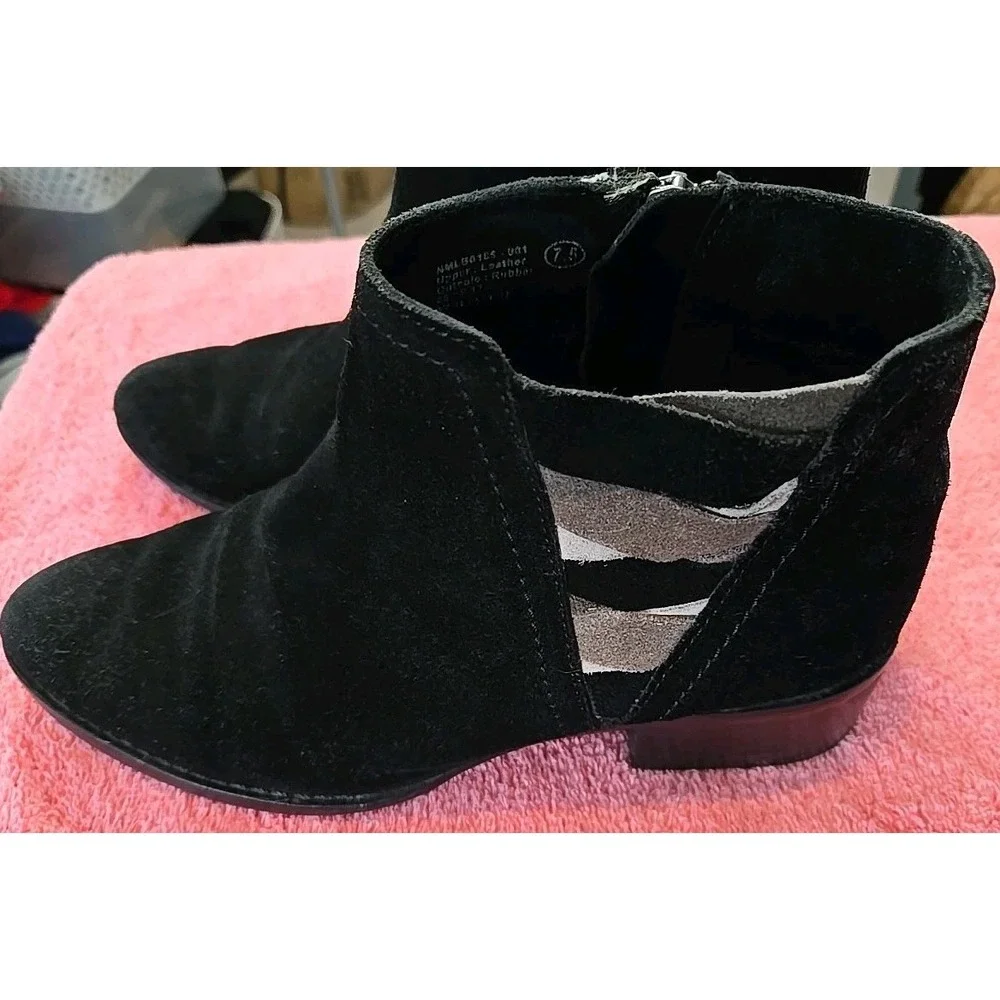 Naughty Monkey Ankle‎ Boot Size 7.5 Black Suede With Brown & Tan
