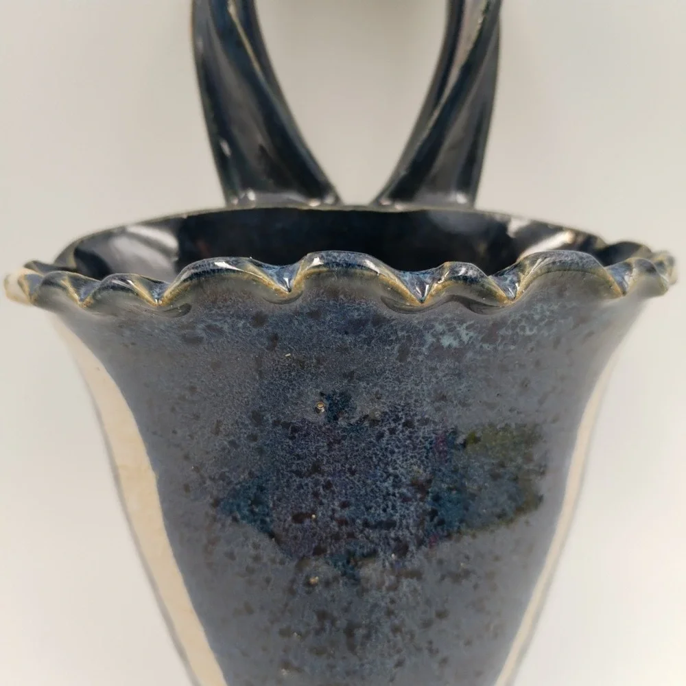 VTG Richard Sanderson Studio Art Pottery Wall Pocket Vase Blue Glaze‎ NH 2002