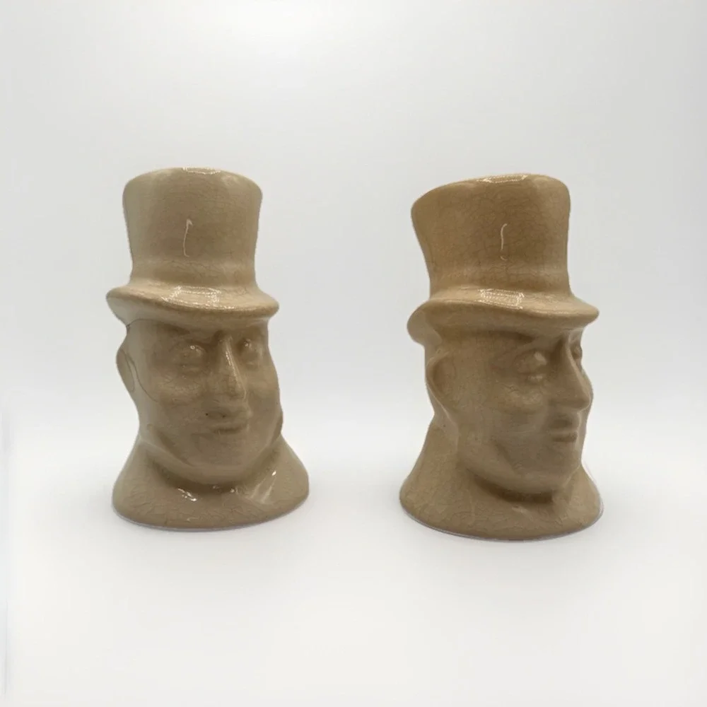 Vintage White Top Hat Men‎ Salt & Pepper shakers 3