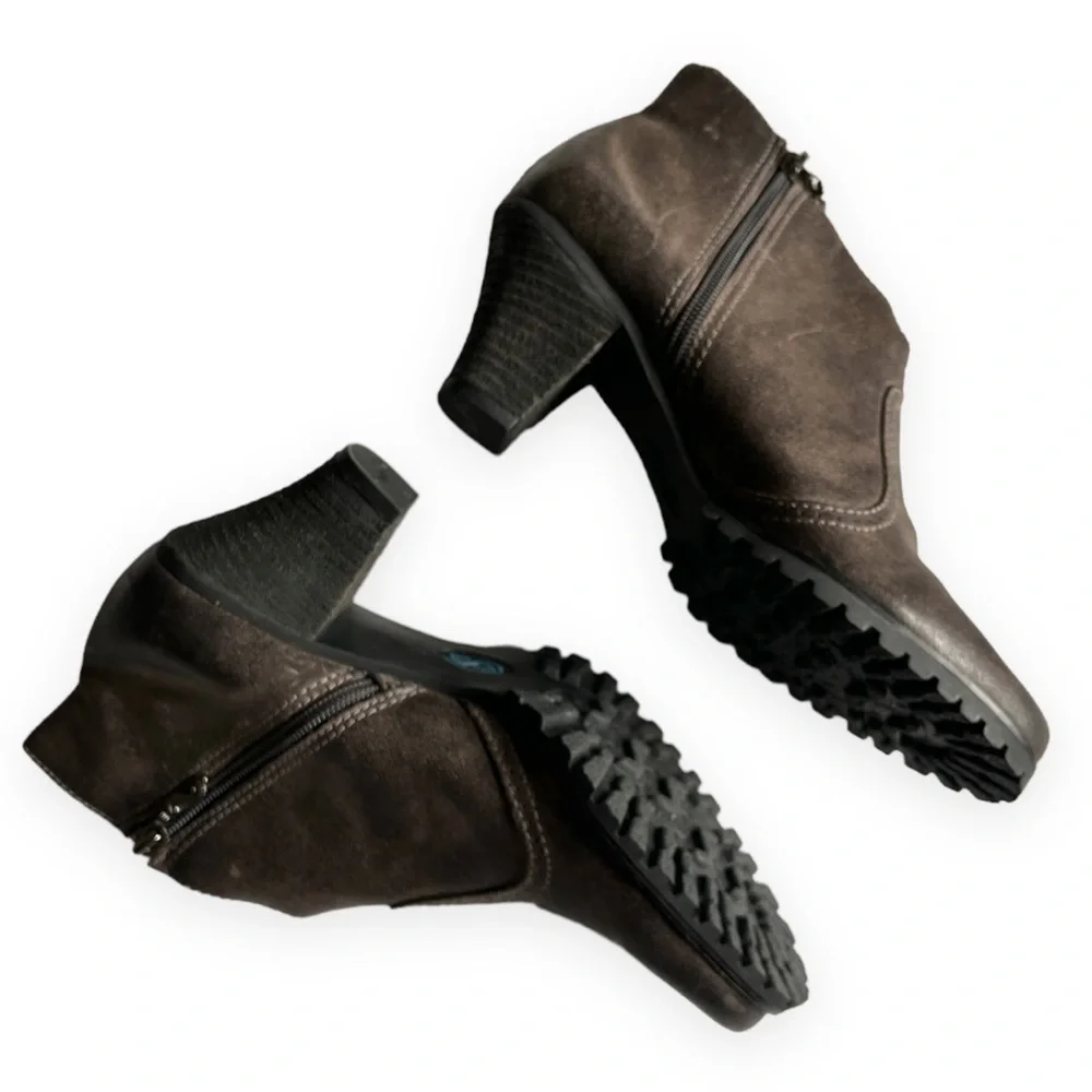 SoftWalk women dakota