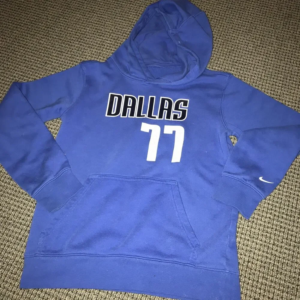 Dallas Mavericks Nike Youth Medium 10-12y #77‎ Luka Doncic Pullover Hoodie Blue