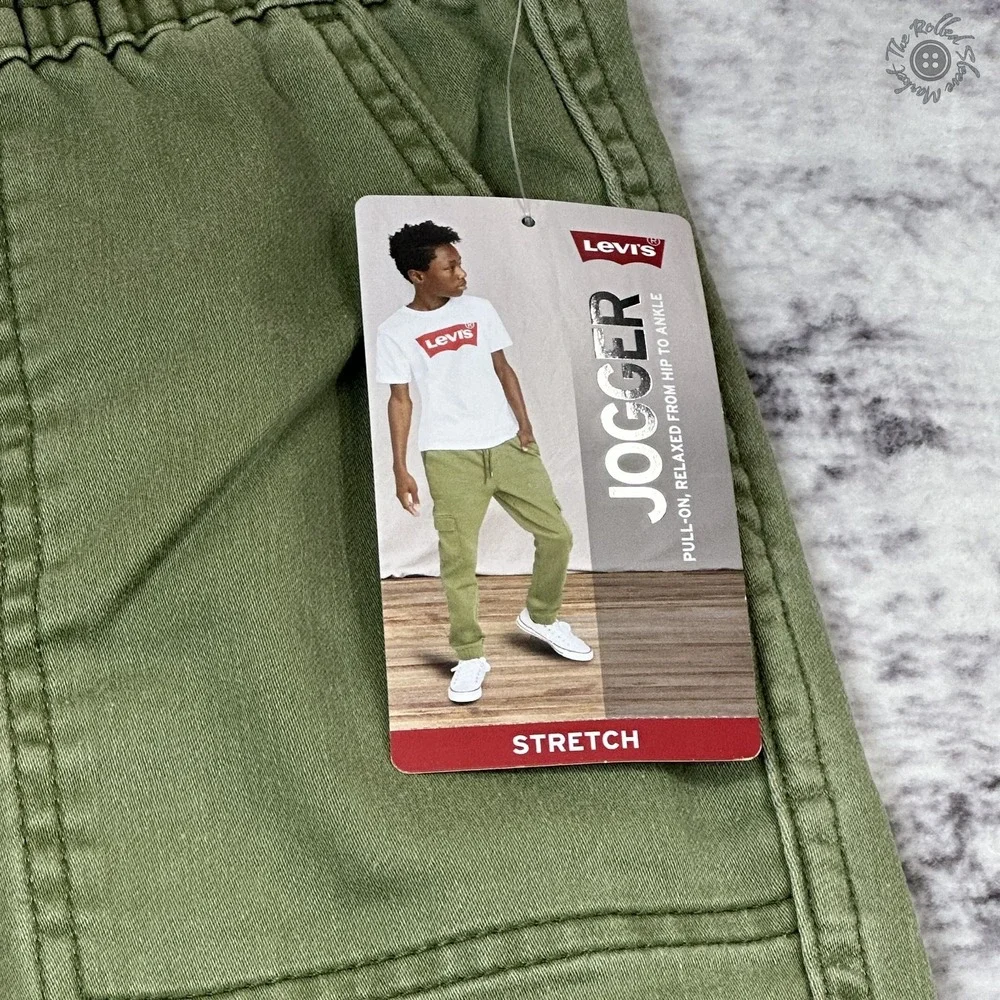 NWT Levi's Dobby Cargo Jogger Pants Boys Medium Olive Green Stretch MSRP‎ $48.00