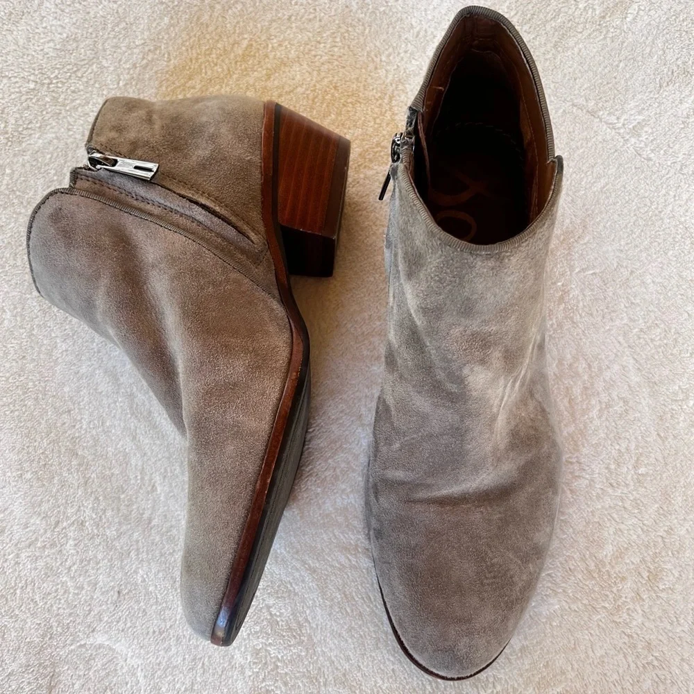 SAM EDELMAN TAUPE SUEDE CHELSEA SHORT ANKLE BOOTIE ZIPPER SIZE 7.5