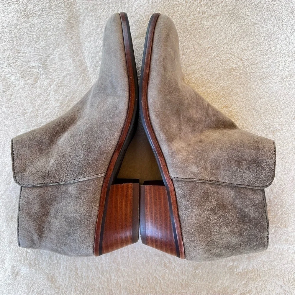 SAM EDELMAN TAUPE SUEDE CHELSEA SHORT ANKLE BOOTIE ZIPPER SIZE 7.5