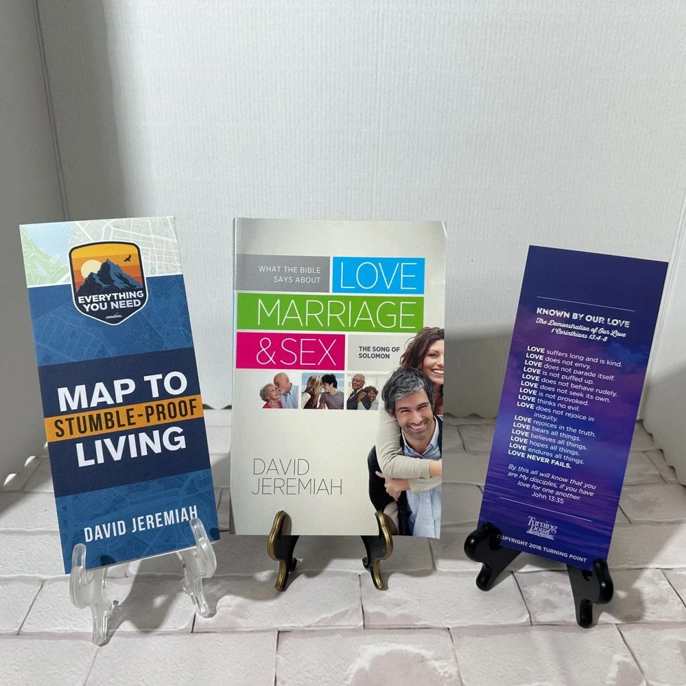 David Jeremiah Love Marriage & Sex Book, Map to Stumble Proof Living & Bookmark‎