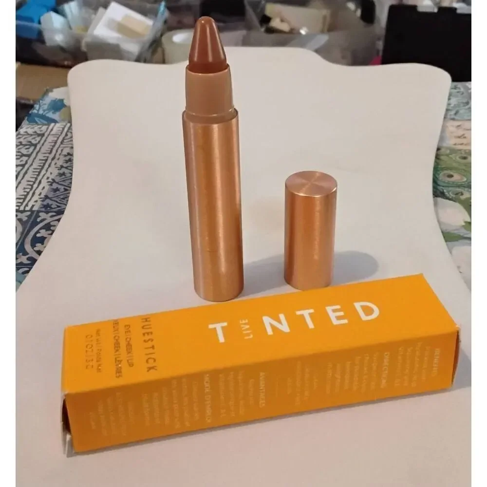 BNIB~LIVE TINTED Huestick Eye Cheek Lip Color in Grounded