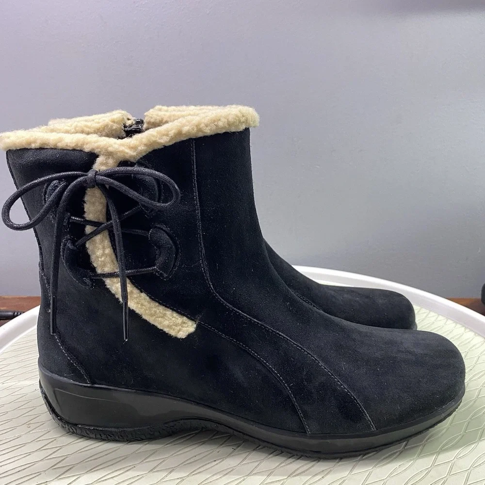 Clarks Womens Bendables‎ Black Suede/leather Sherpa Trimmed Boots. Sz.10M EUC