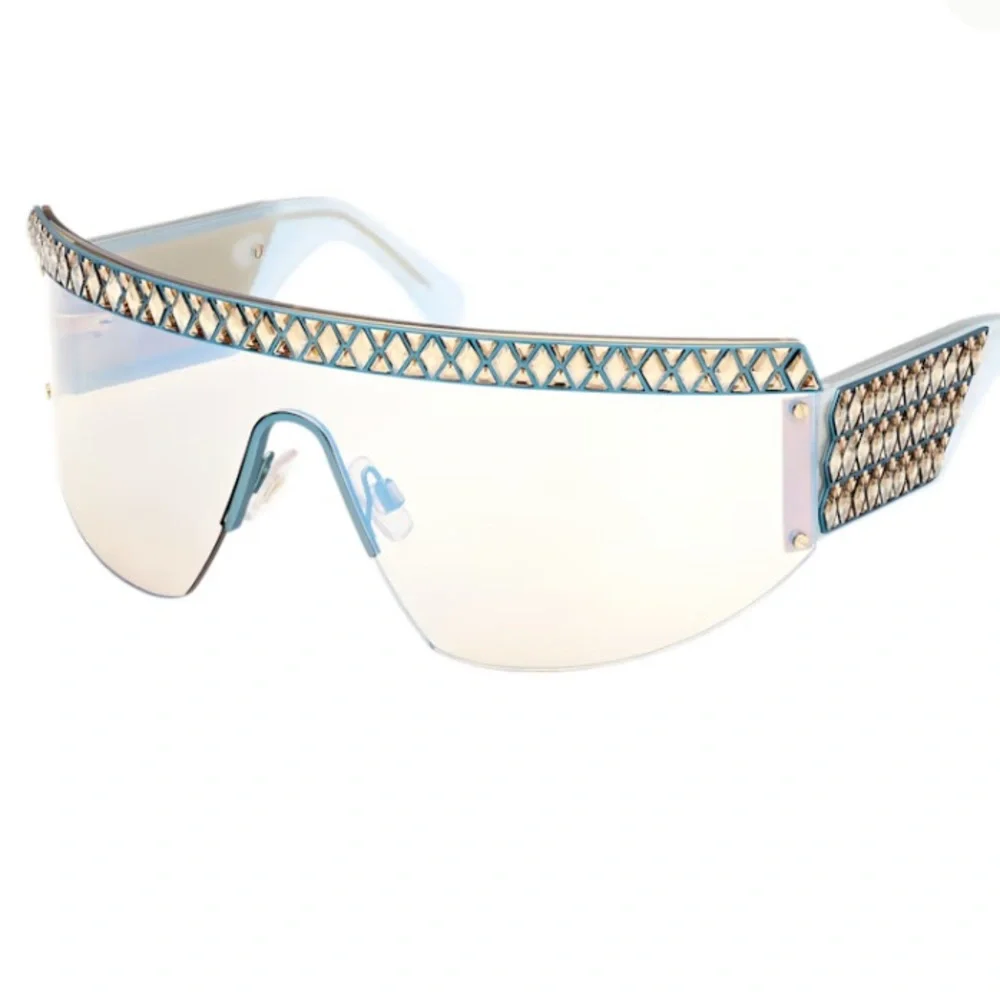 Swarovski gorgeous hard shipping